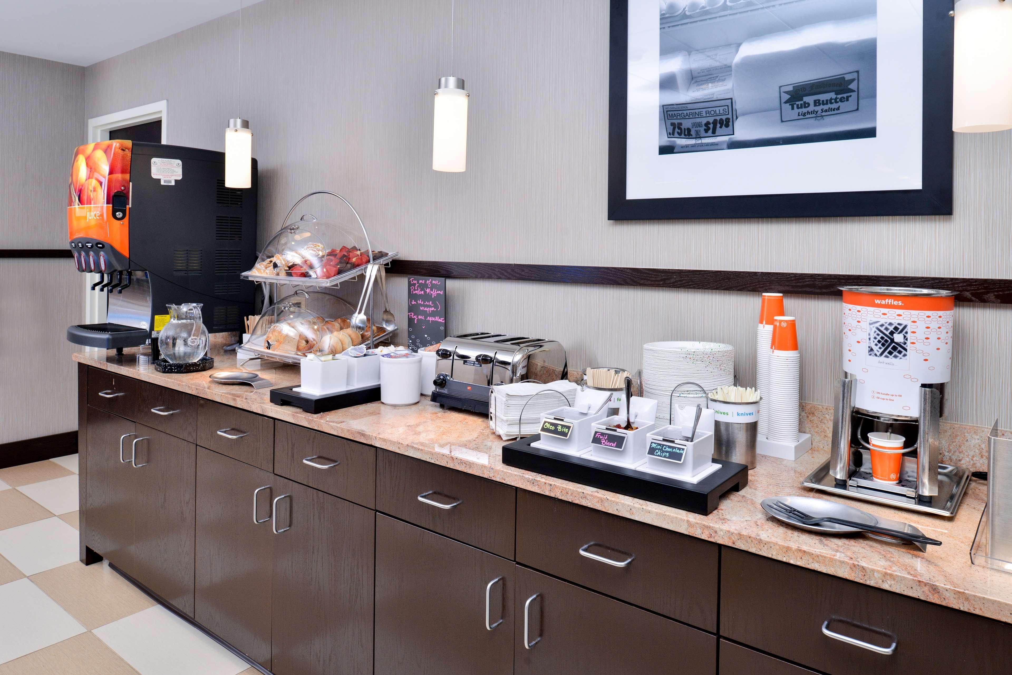 Hampton Inn & Suites California University-Pittsburgh Coal Center Dış mekan fotoğraf