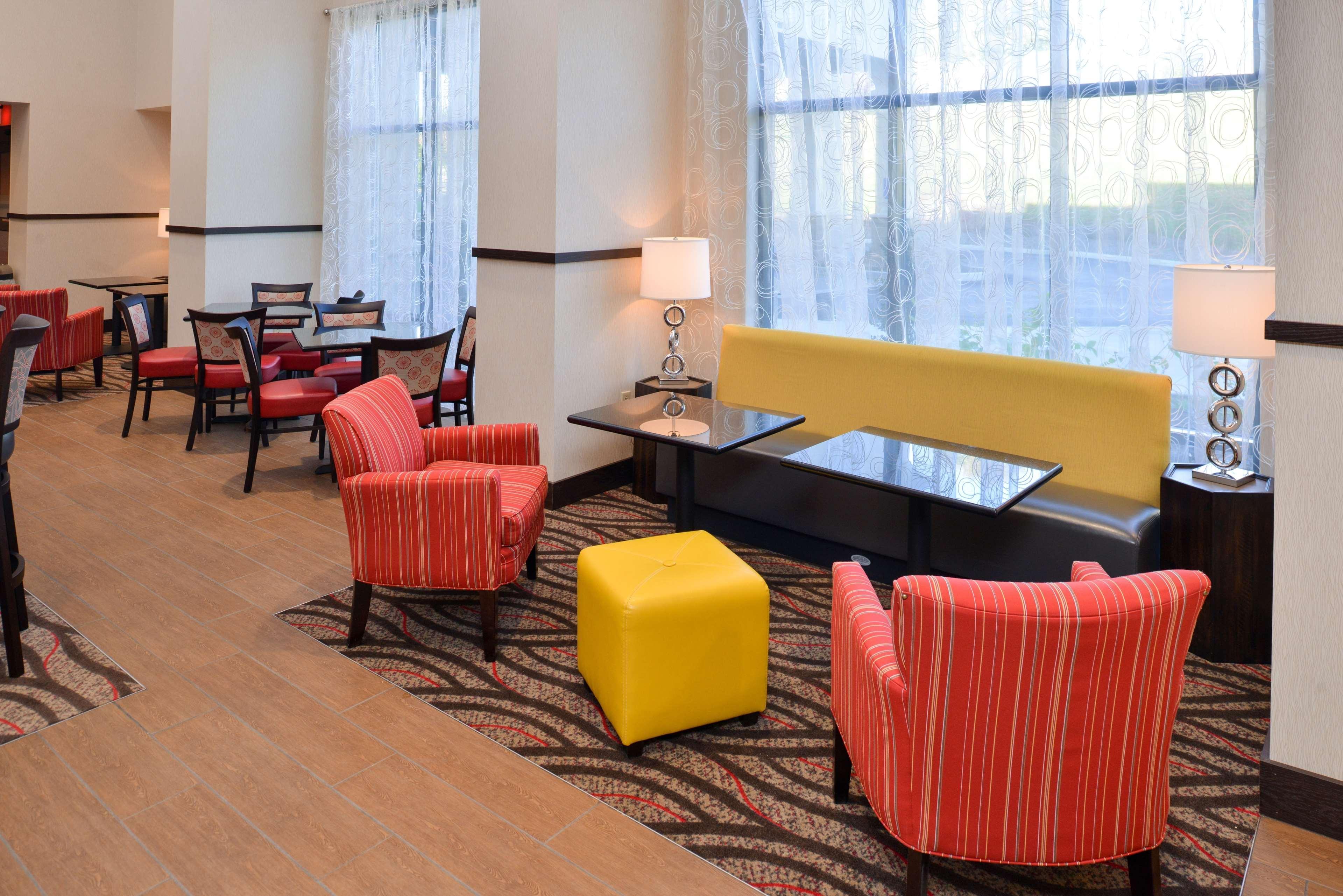 Hampton Inn & Suites California University-Pittsburgh Coal Center Dış mekan fotoğraf