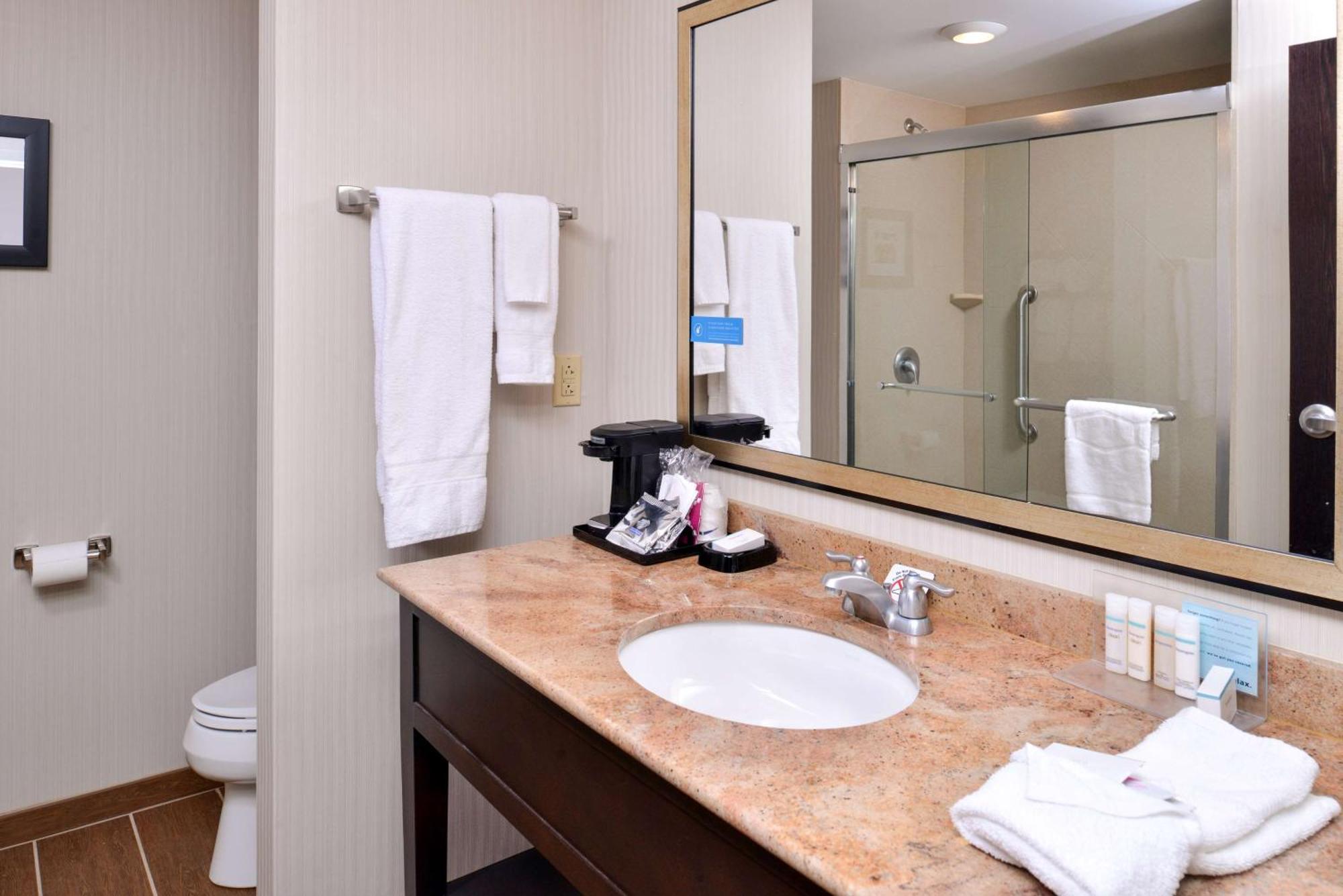 Hampton Inn & Suites California University-Pittsburgh Coal Center Dış mekan fotoğraf