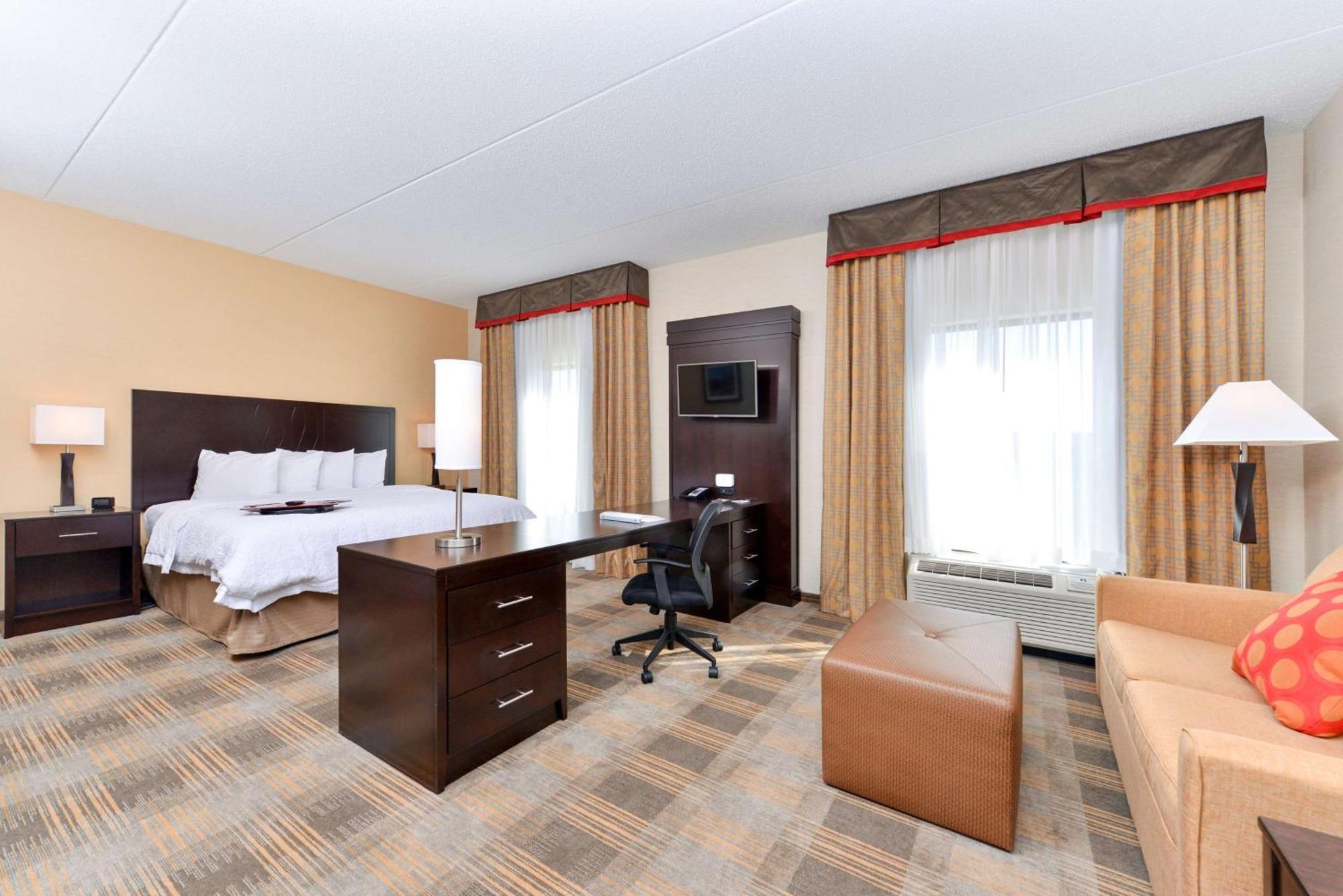 Hampton Inn & Suites California University-Pittsburgh Coal Center Dış mekan fotoğraf